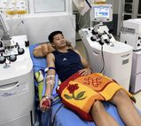 Kịp thời hiến máu cứu bệnh nhân sốt xuất huyết trong tình trạng nguy kịch