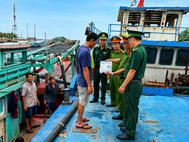 Công an tỉnh Cà Mau quyết liệt đấu tranh, tuyên truyền phòng, chống khai thác IUU