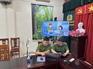 Đổi mới tuyên truyền cải cách hành chính: Công an xã Ngự Thiên, tỉnh Hưng Yên giải đáp câu hỏi của người dân qua livestream