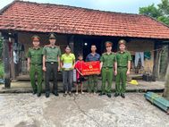 Sẻ chia với những hoàn cảnh khó khăn tại miền núi vùng cao bằng những việc làm thiết thực