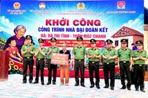 Công an tỉnh Phú Thọ chung tay xây dựng “Nhà Đại đoàn kết” cho gia đình có hoàn cảnh đặc biệt khó khăn