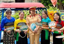 Đưa pháp luật về trật tự, an toàn giao thông đến đồng bào vùng cao