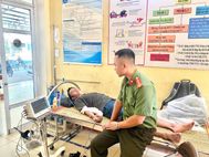 Công an tỉnh Lào Cai kịp thời giúp đỡ du khách Nhật Bản bị ngất trên đường