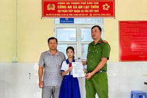 Cần Thơ: Đồng hành, hỗ trợ em học sinh có hoàn cảnh đặc biệt khó khăn