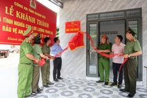 Công an tỉnh Khánh Hòa hỗ trợ hơn 400 triệu đồng xây dựng nhà cho lực lượng ANTT cơ sở có hoàn cảnh khó khăn