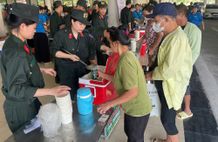Nồi cháo nhân ái - gửi yêu thương đến bệnh nhân