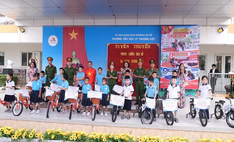 Công an phường Bồ Đề tuyên truyền, trang bị kỹ năng phòng cháy chữa cháy và cứu nạn cứu hộ cho học sinh