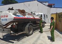 Thanh Hoá: Phát hiện cơ sở thu mua phế liệu có dấu hiệu kinh doanh dầu không phép