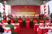 Khánh thành hệ thống giám định ADN tại Công an tỉnh An Giang