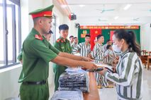 Nâng cao hiệu quả công tác quản lý, giam giữ, bảo đảm quyền và lợi ích hợp pháp của người bị giam giữ