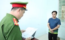 Khởi tố, bắt tạm giam Giám đốc phòng giao dịch lừa đảo chiếm đoạt tài sản