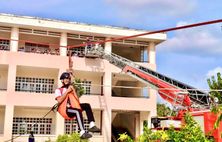 Hơn 1.200 giáo viên, học sinh tham gia trải nghiệm, thực hành chữa cháy và cứu nạn, cứu hộ