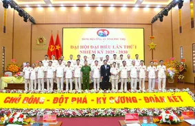 Tiếp tục gương mẫu, đi đầu, hoàn thành xuất sắc nhiệm vụ bảo đảm an ninh, trật tự, phục vụ hiệu quả phát triển kinh tế - xã hội tỉnh Phú Thọ