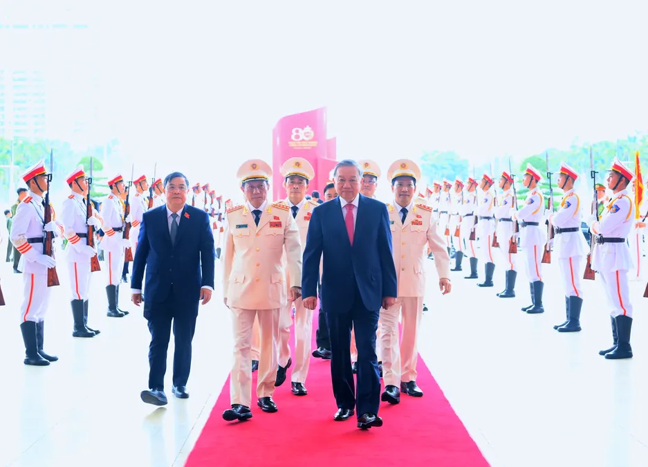 Tổ chức trọng thể Lễ kỷ niệm 80 năm Ngày truyền thống Công an nhân dân