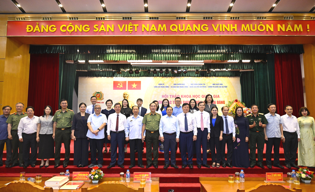 Công tác tuyên giáo và dân vận của Đảng phải có bước chuyển mới, đột phá trong tư duy, nhận thức và hành động thực tiễn