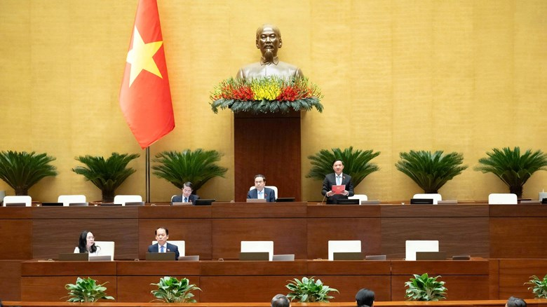 Quốc hội thông qua Luật Dẫn độ