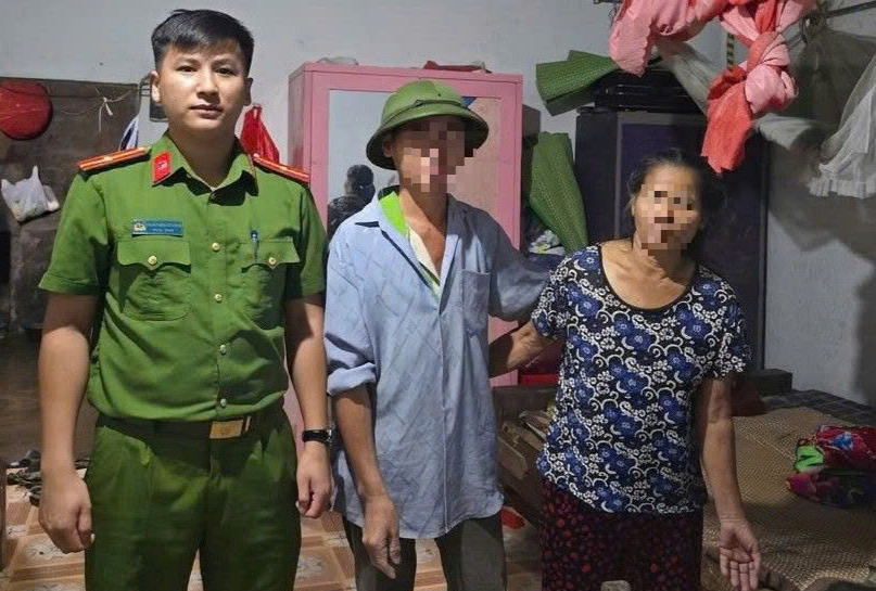 Nghệ An: Công an phường Thái Hòa kịp thời hỗ trợ đưa người đàn ông đi lạc về với gia đình
