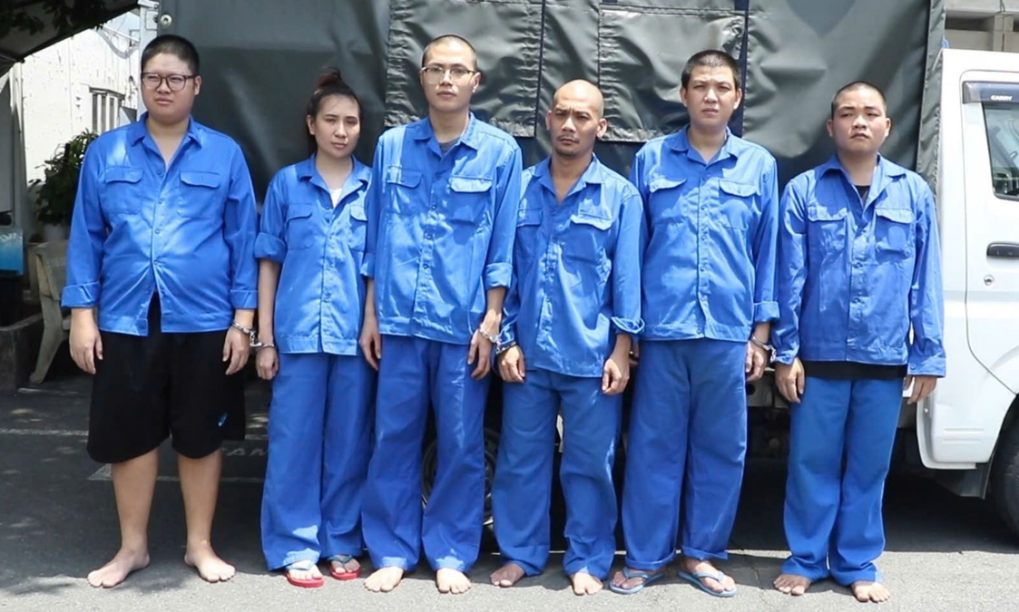 Khởi tố, bắt tạm giam 06 đối tượng về tội “Lừa đảo chiếm đoạt tài sản”