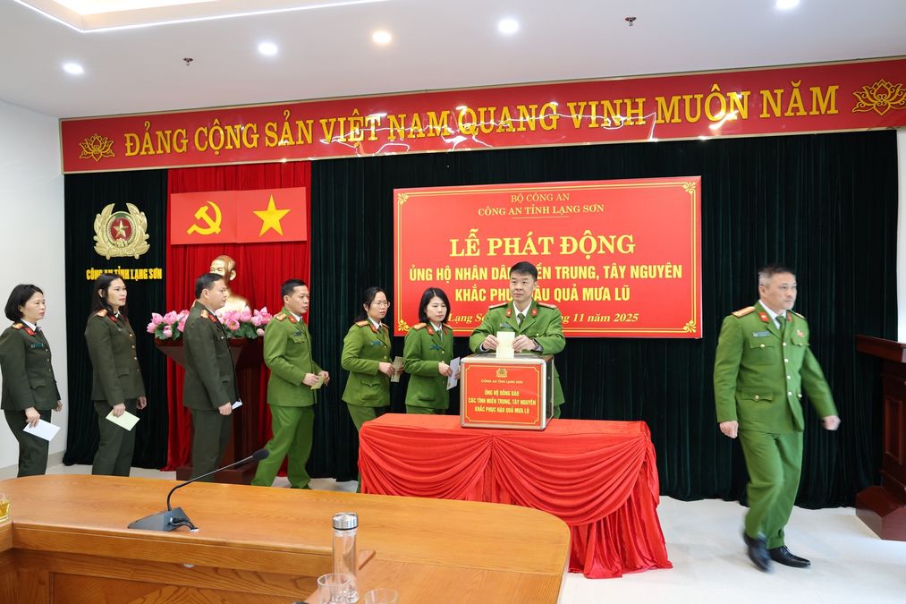 Công an Lạng Sơn phát động ủng hộ Nhân dân miền Trung, Tây Nguyên khắc phục hậu quả mưa lũ