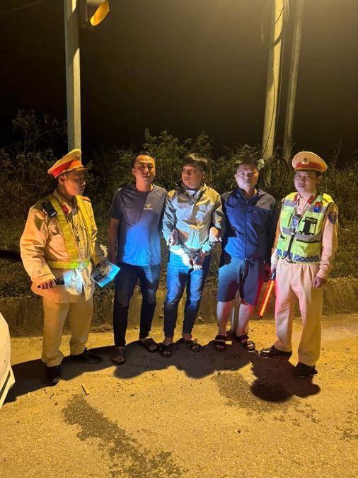 Bắt giữ đối tượng bị truy nã về tội "Cưỡng đoạt tài sản” và “Bắt, giữ người trái pháp luật”