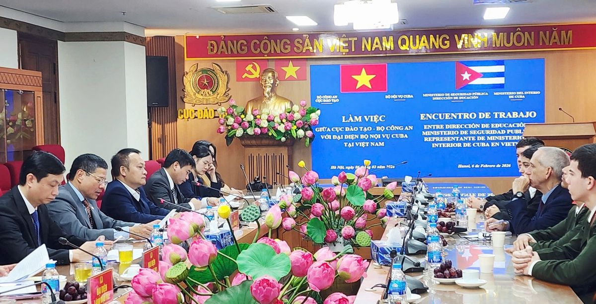 Tăng cường hợp tác đào tạo, bồi dưỡng cán bộ giữa Bộ Công an Việt Nam và Bộ Nội vụ Cuba