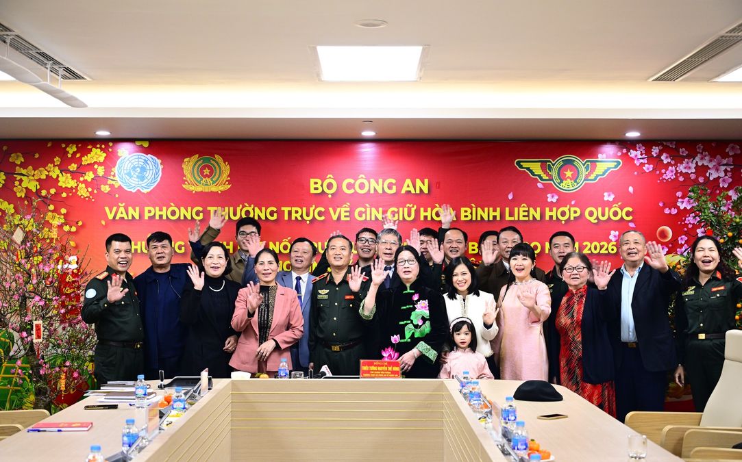 Kết nối hơi ấm quê hương tới những “Sứ giả hòa bình” đang làm nhiệm vụ tại các phái bộ xa xôi