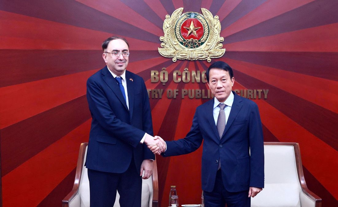 Minister Luong Tam Quang hosts Armenian Ambassador