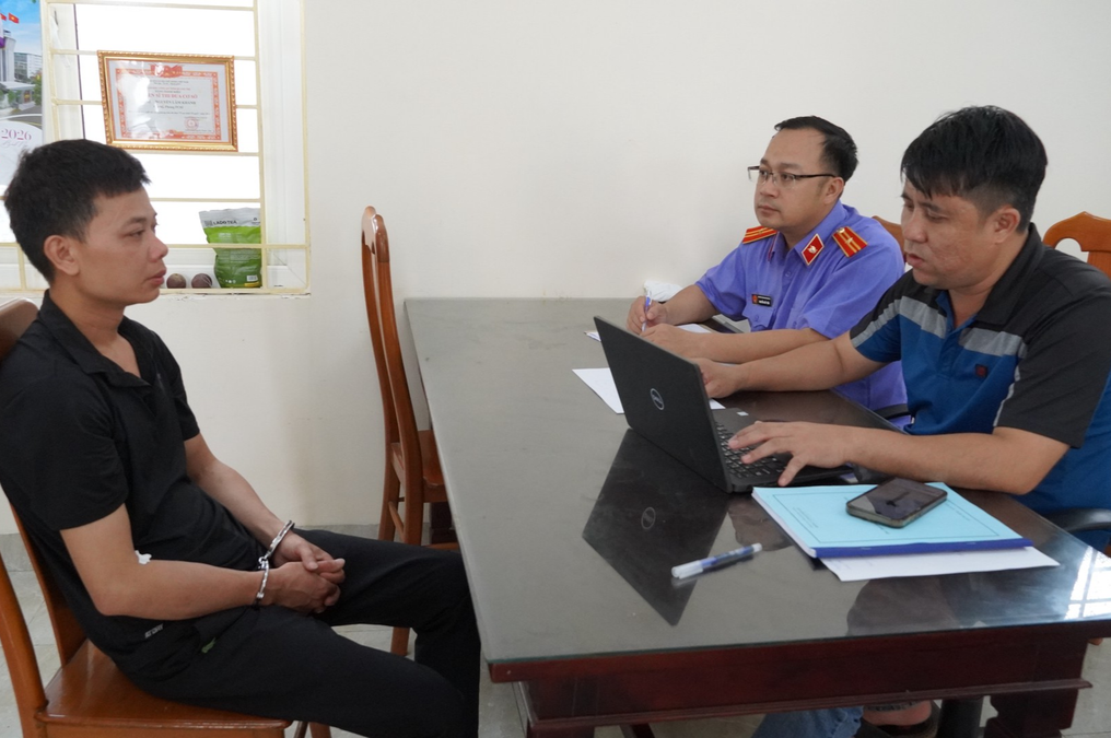 Công an tỉnh Quảng Trị khởi tố, bắt tạm giam đối tượng dùng súng tự chế giết người