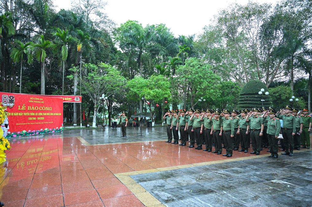 Văn phòng Bộ Công an tổ chức hoạt động về nguồn tại tỉnh Tuyên Quang