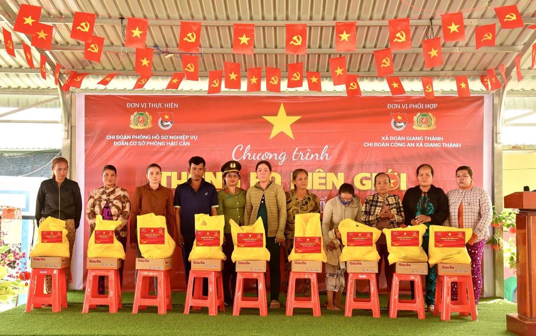 Phát huy đổi mới, sáng tạo, khẳng định vai trò xung kích, tiên phong của tuổi trẻ Phòng Hồ sơ nghiệp vụ, Công an tỉnh An Giang