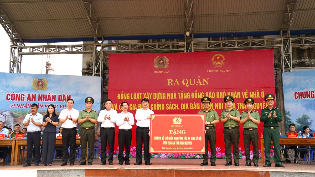 Ra quân đồng loạt xây dựng nhà tặng đồng bào khó khăn về nhà ở và các gia đình chính sách trên địa bàn miền núi tỉnh Thái Nguyên