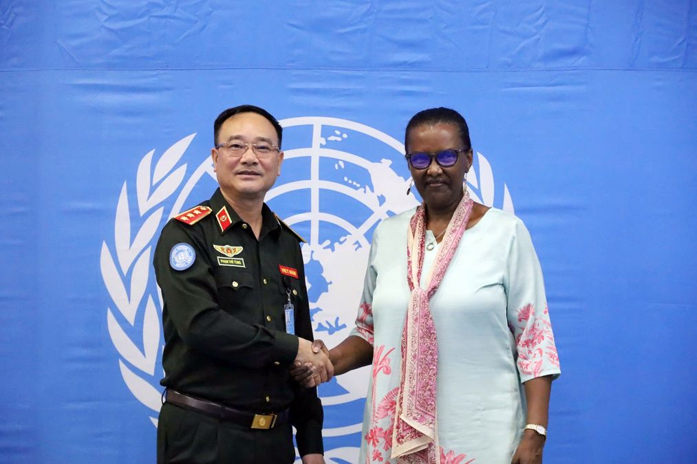 Thứ trưởng Phạm Thế Tùng chào xã giao Tổng thư ký, Trưởng Phái bộ MINUSCA