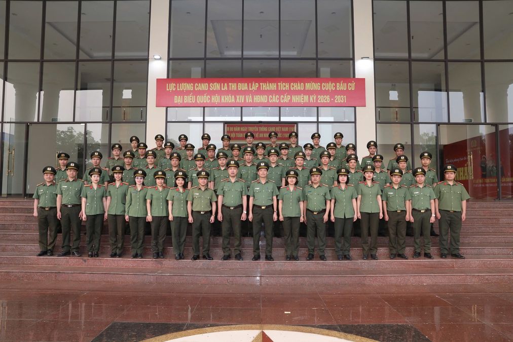 Xứng đáng là “cánh tay nối dài” “bộ não thứ hai” nơi cửa ngõ Tây Bắc