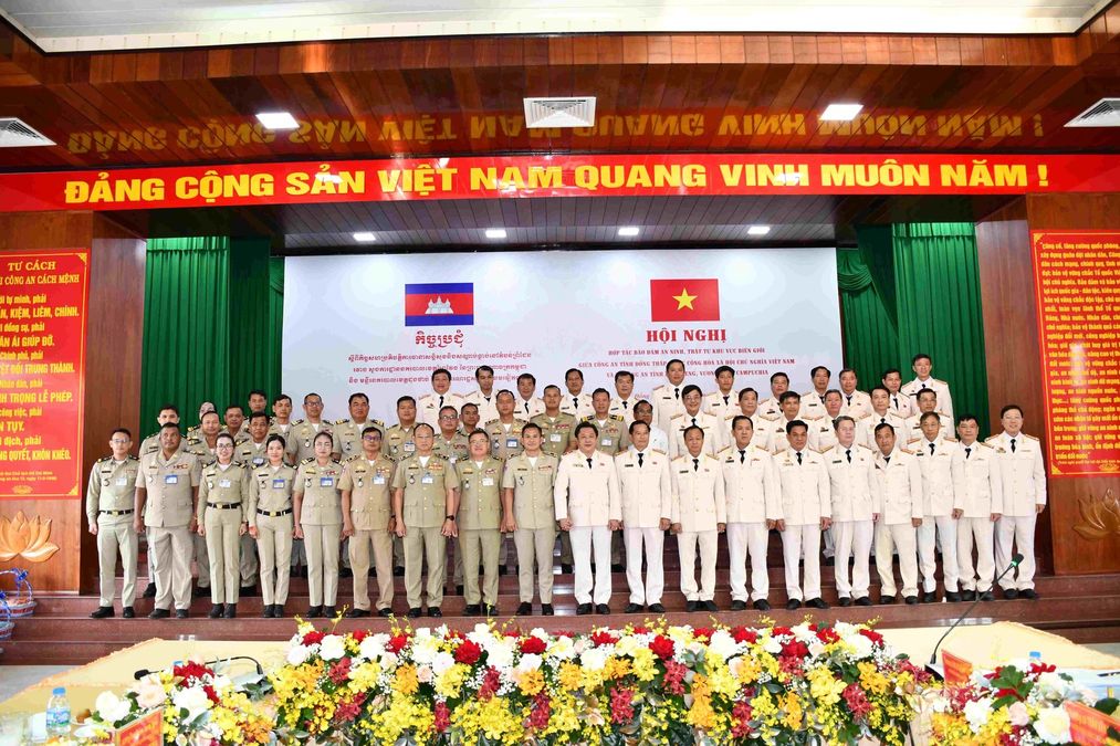 Dong Thap Provincial Police Department strengthens cooperation with Cambodian counterpart