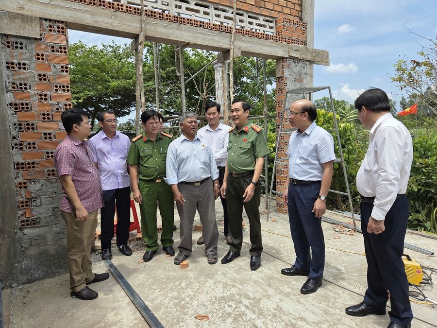 Niềm vui trong mái ấm nghĩa tình lực lượng Công an trao tặng