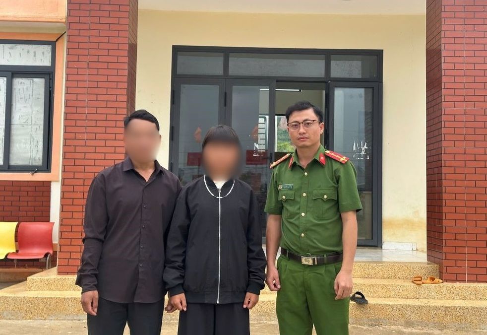 Người dân viết thư cảm ơn Công an xã kịp thời giải cứu 03 học sinh sập bẫy “việc nhẹ lương cao”