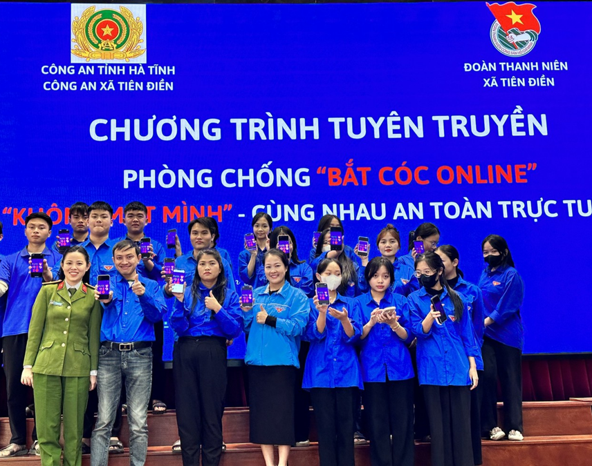 Nữ Thiếu tá “truyền lửa” bảo vệ an ninh Tổ quốc qua không gian mạng