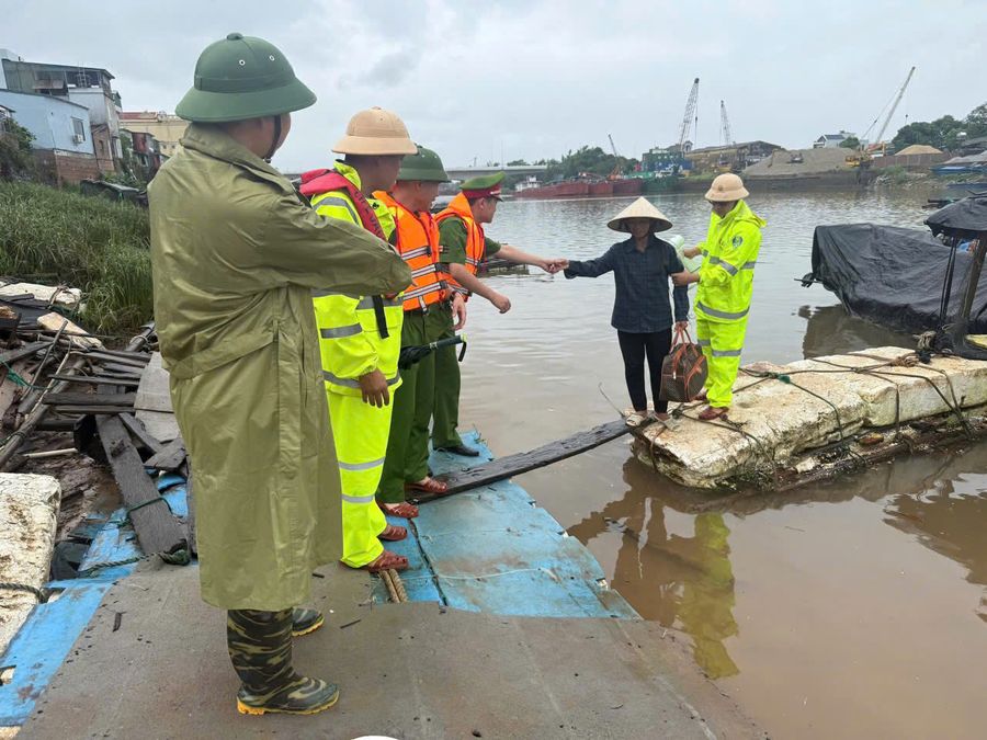  Công an các địa phương chủ động triển khai các biện pháp ứng phó bão số 1 (Maysak)
