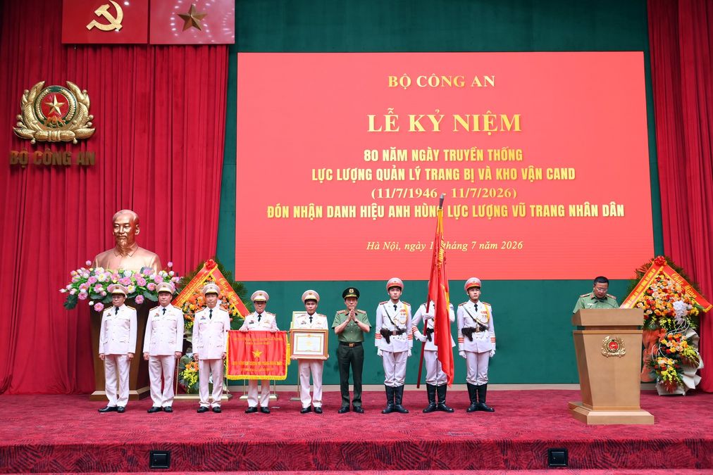 Lễ kỷ niệm 80 năm Ngày truyền thống lực lượng Quản lý trang bị và kho vận Công an nhân dân và đón nhận danh hiệu Anh hùng Lực lượng vũ trang nhân dân.