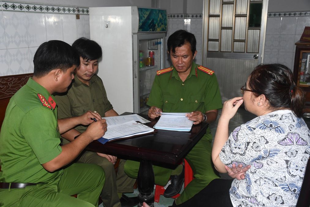 Công an tỉnh Vĩnh Long khuyến cáo các doanh nghiệp, hộ kinh doanh, cá nhân chấp hành nghiêm túc quy định mới về trách nhiệm thông báo lưu trú