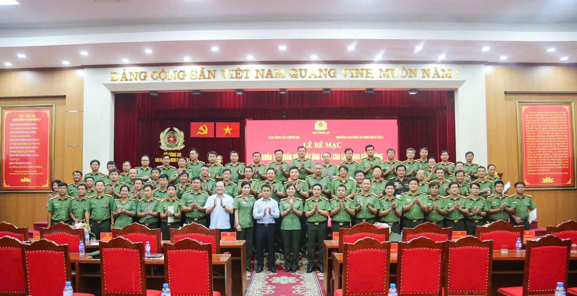 Bế mạc Khóa tập huấn võ thuật ứng dụng CAND dành cho lực lượng An ninh năm 2026