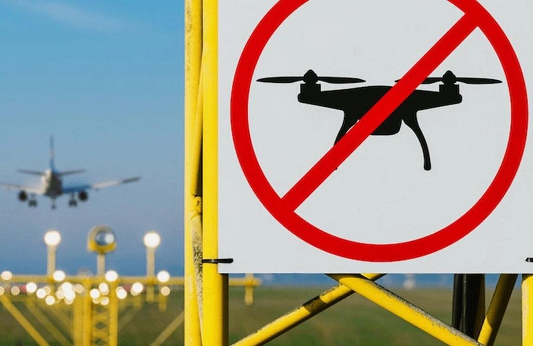 Cảnh báo nguy cơ từ thiết bị bay không người lái (UAV)