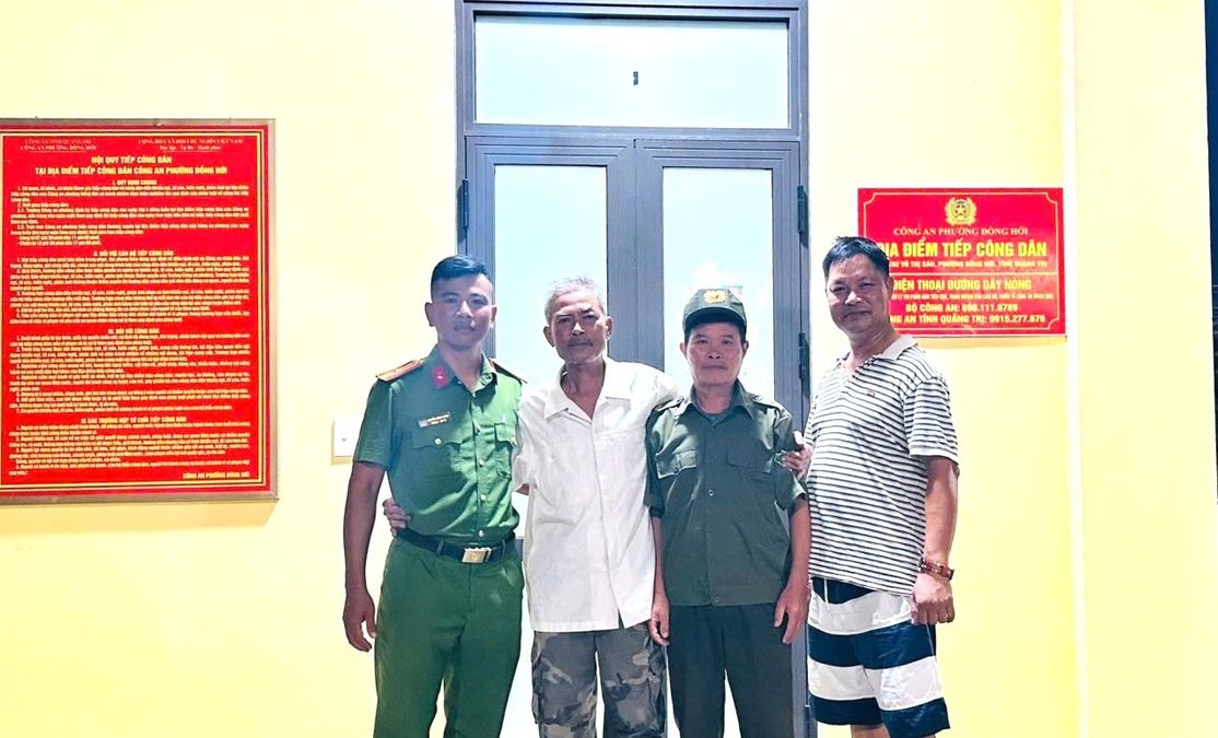 Quảng Trị: Công an phường Đồng Hới hỗ trợ cựu chiến binh bị lạc đường về với gia đình an toàn