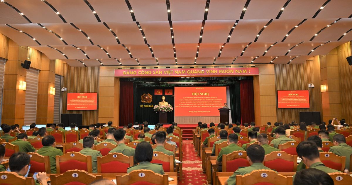 Nâng cao hiệu quả tổ chức thi hành pháp luật, đẩy mạnh chuyển đổi số trong xử lý vi phạm hành chính
