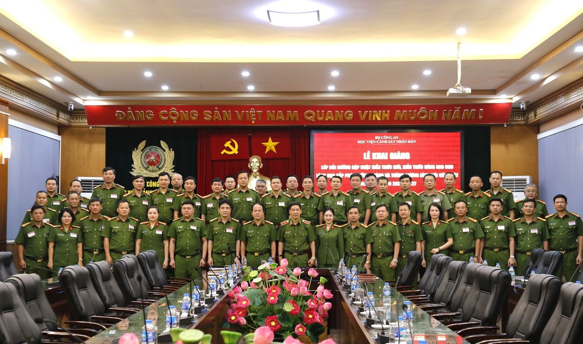 Bồi dưỡng kiến thức mới, kiến thức nâng cao cho lãnh đạo cấp Phó Trưởng phòng và tương đương khóa 1, năm học 2026 - 2027
