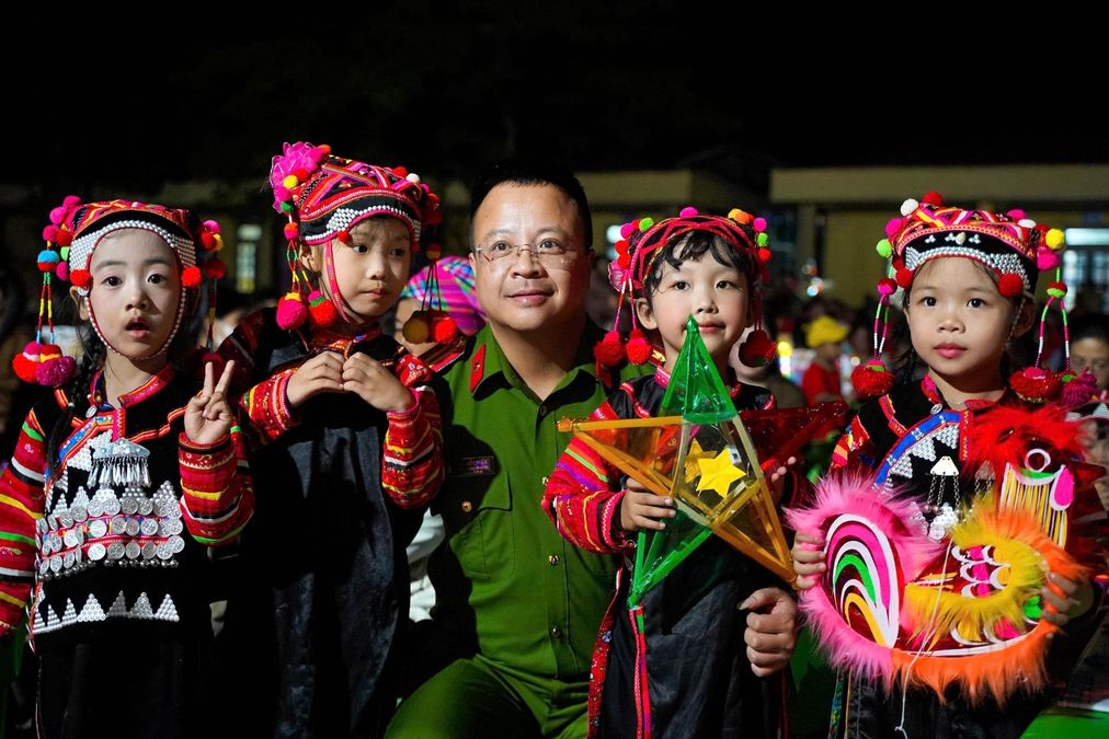 “Hành quân về miền hoa ban”: Lan tỏa nghĩa tình nơi biên cương Tổ quốc