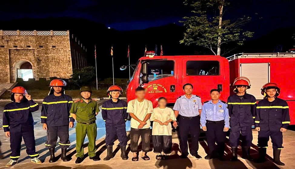 Bắc Ninh: Hỗ trợ tìm kiếm, đưa 02 du khách bị lạc trong rừng về nơi an toàn