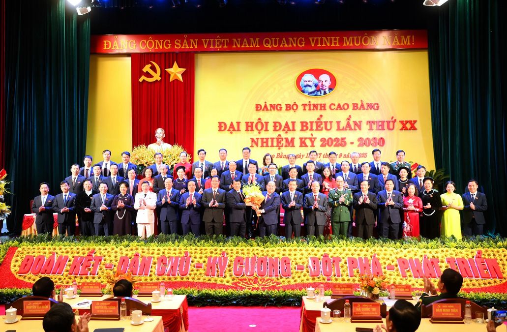 Hoàn thành mục tiêu xây dựng tỉnh Cao Bằng phát triển nhanh, bền vững, nâng cao chỉ số hạnh phúc của Nhân dân