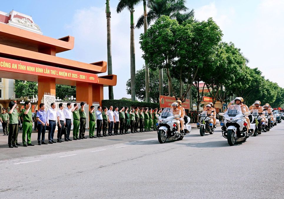 Công an Ninh Bình ra quân bảo đảm an ninh, trật tự Đại hội đại biểu Đảng bộ tỉnh Ninh Bình lần thứ I, nhiệm kỳ 2025 - 2030