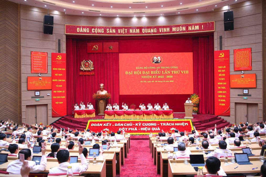 Một số hình ảnh tại phiên thảo luận và bế mạc Đại hội đại biểu Đảng bộ Công an Trung ương lần thứ VIII, nhiệm kỳ 2025 – 2030
